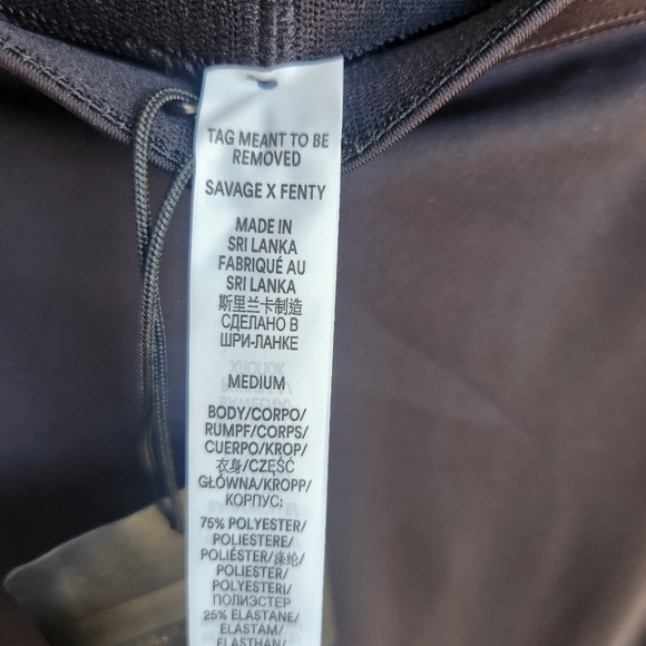 Savage X Fenty By Rihanna Black High-Waisted Leggings with Keyhole Cutout Size M - Picture 6 of 7